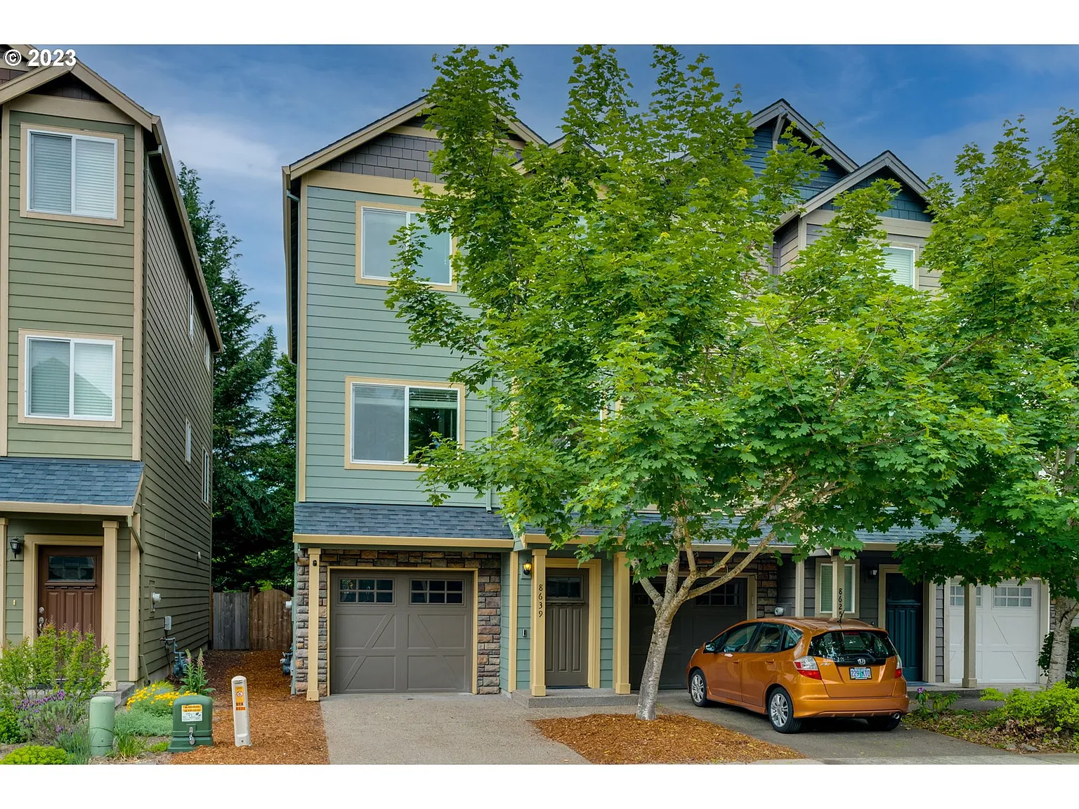 8639 SW Lizzie Ct photo 1