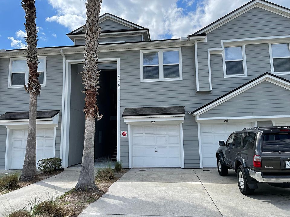 1st image of 7035 Deer Lodge Cir Unit 107