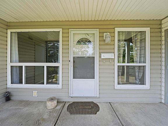 3rd image of 2703 79th St NW #123
