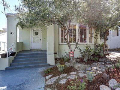 49 Moss Ave, Oakland, CA, 94610