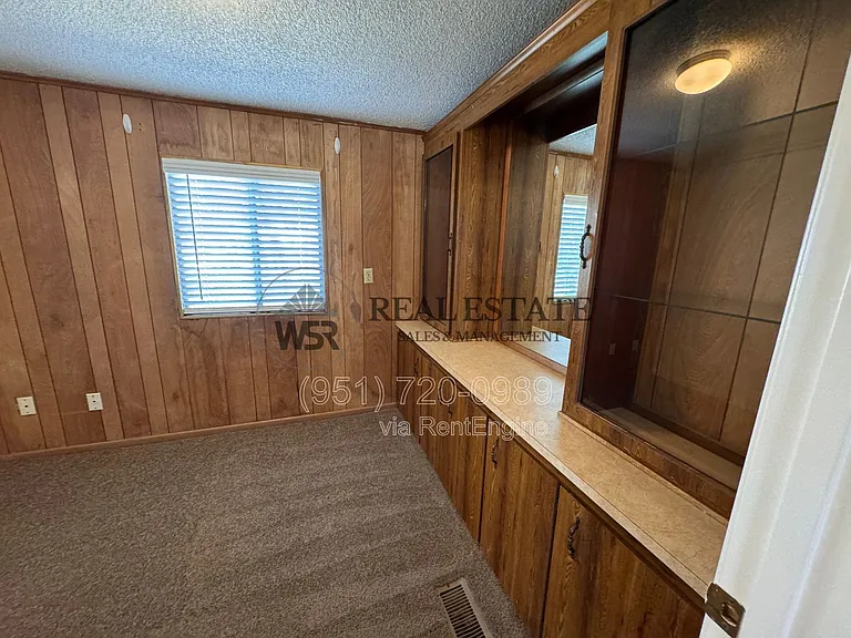 715 Massachusetts Ave — Photo 7