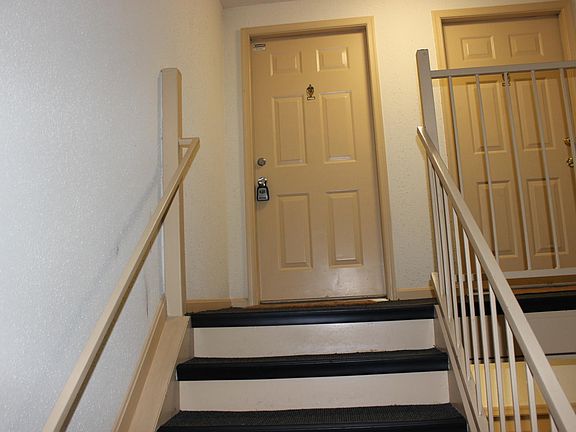 4th image of 20212 Shipley Ter APT 301