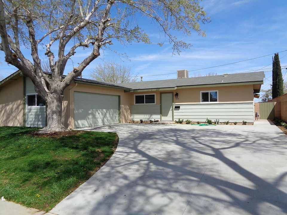 1st image of 1215 W Avenue J12