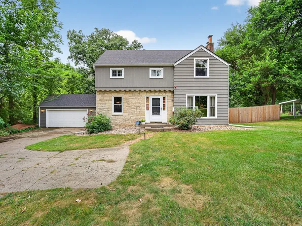 720 63rd St, Des Moines, IA 50312