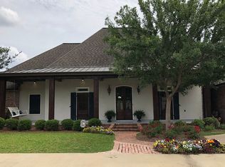 1612 Emberly Oaks Dr, Alexandria, LA 71301