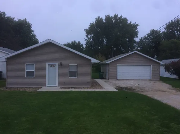 5335 NW 60th Ave, Johnston, IA 50131