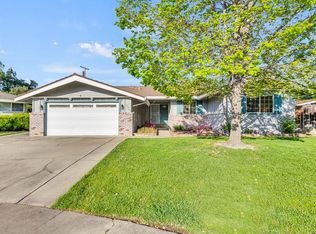5808 Fernbrook Ct, Carmichael, CA 95608