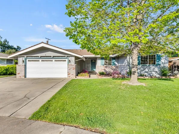 5808 Fernbrook Ct, Carmichael, CA 95608