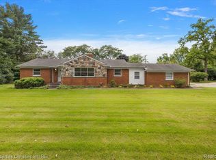 6030 Lahser Rd, Bloomfield Hills, MI 48301