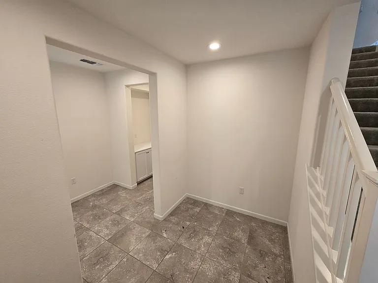 5577 Apex Dr — Photo 11