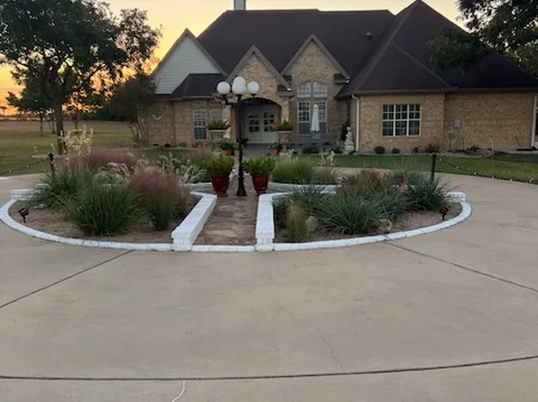 30143 Twin Creek Dr, Georgetown, TX 78626