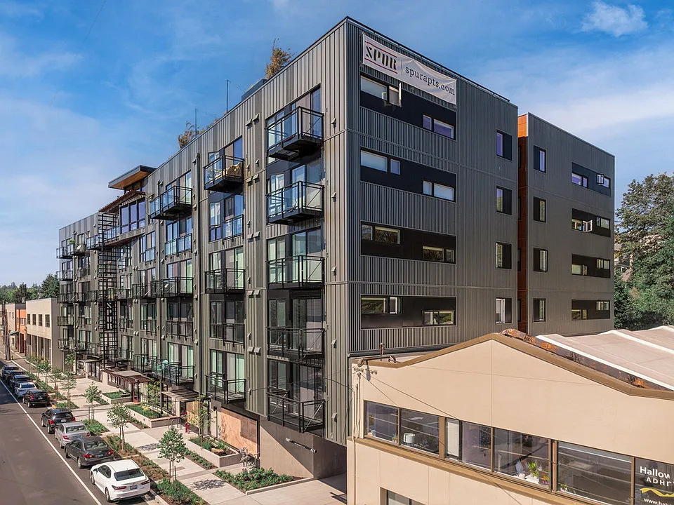 Spur Apartments