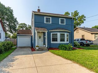 1426 12th Ave S, Fargo, ND 58103