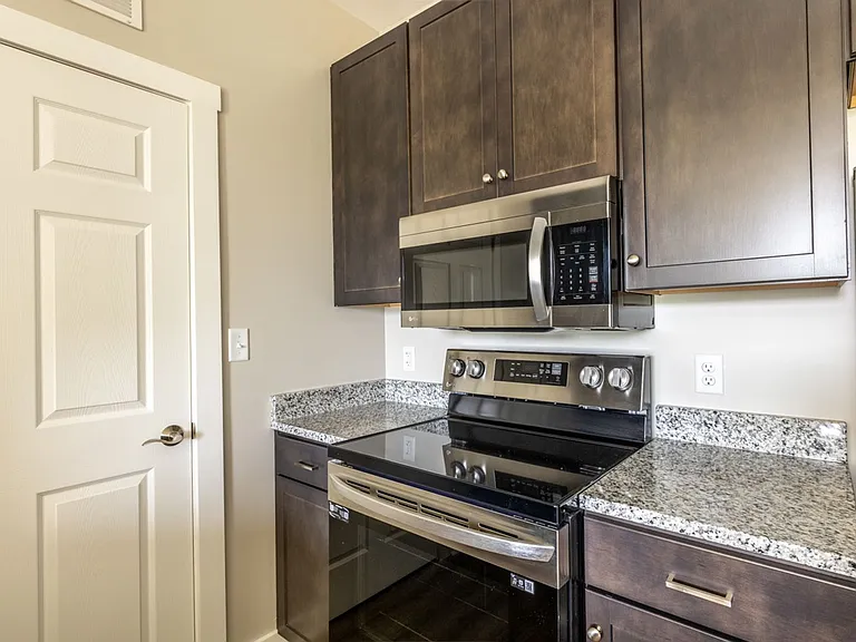 1201 Druid Ave — Photo 6