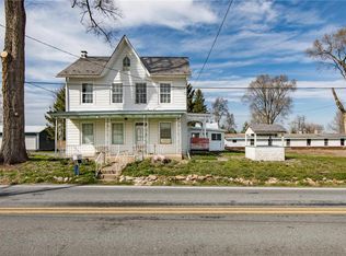 2223 Ash Ln, Mertztown, PA 19539