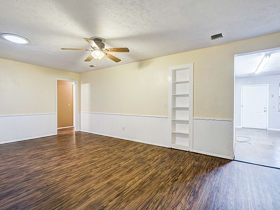 4th image of 3005 N Holloway Ave