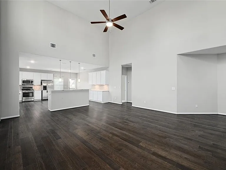 16905 Casanova Ave — Photo 8