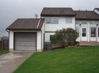 148 Barrett Ave, Evanston, WY 82930