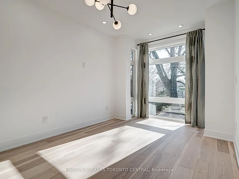 230 Willow Ave — Photo 11
