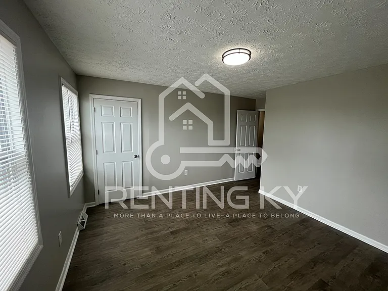 1639 Foxhaven Dr — Photo 11