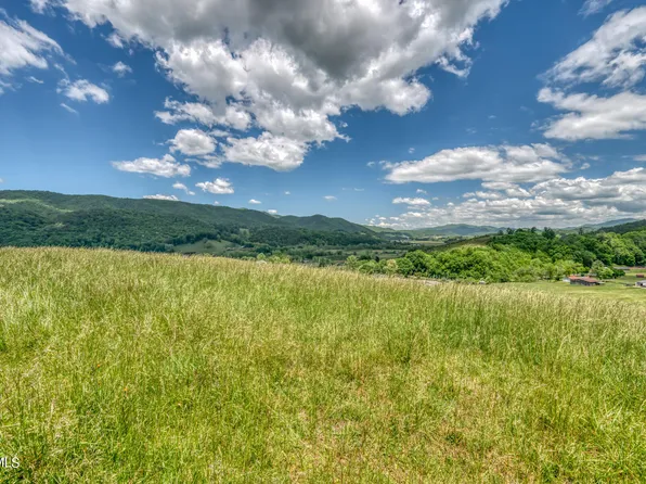 937 Big Dry Run Rd, Mountain City, TN 37683