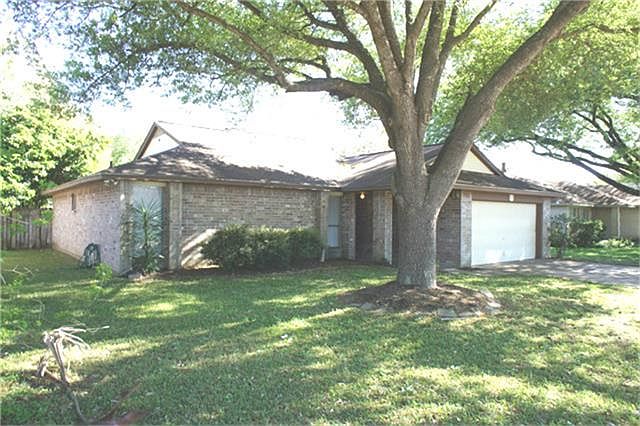 1st image of 22043 Pearl Lake Dr