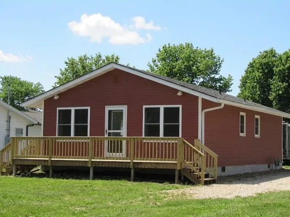 420 1st Ave SW, Fostoria, IA 51340