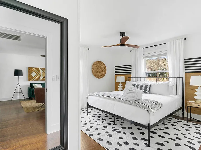 4624 Oakwood Ave #B — Photo 8