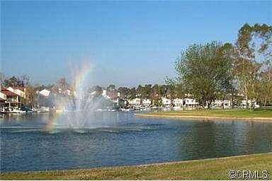 Lake Forest Fountain
