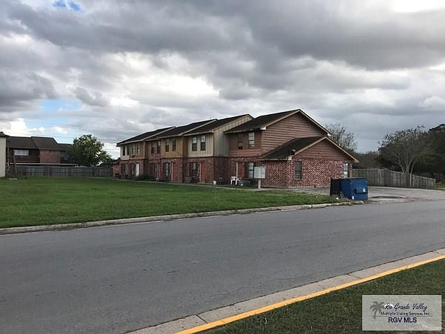 2nd image of 650 Ponciana St