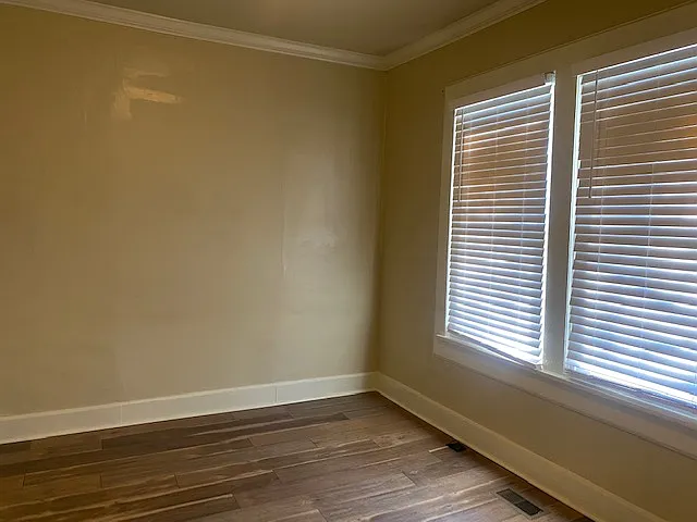 301 Highland Ave — Photo 11
