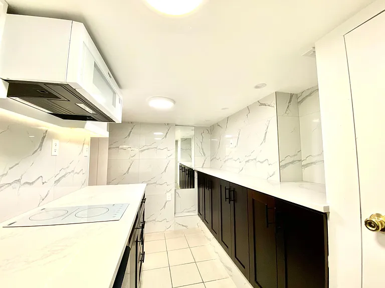 1823 Spring Garden St #1 — Photo 16