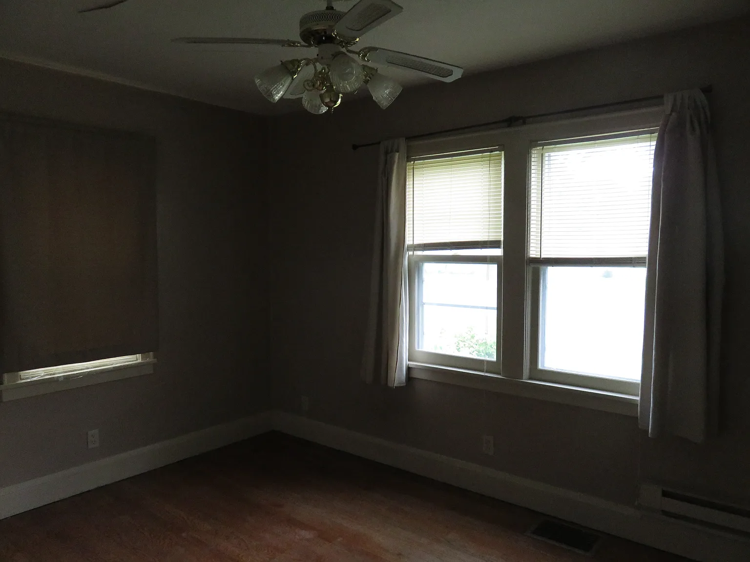 3 bed, 2583 sqft, $1,400 — Photo 3