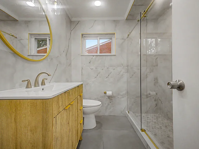 8108 Whitefield St — Photo 14