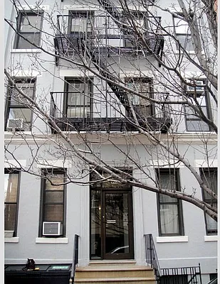 Rented by Compass | media 9