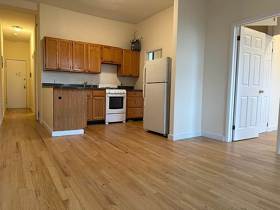 2nd image of 108 E 4th St APT 22
