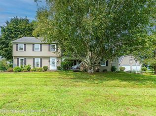 215 Dubois Rd, Gardiner, NY 12561