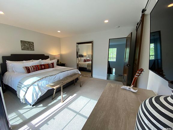 4th image of 3055 Solamere Dr #70