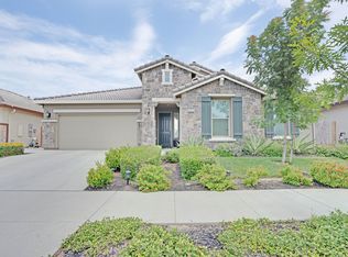 1812 W Porter Ave, Visalia, CA 93291