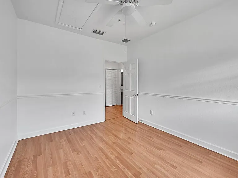 453 NE 1st St #0 — Photo 34