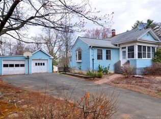 79 Seymour St, Windsor, CT 06095