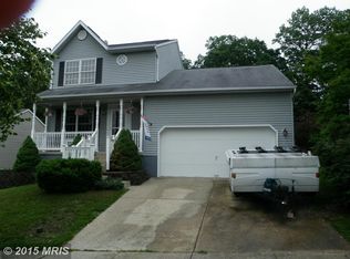 625 Sandy Ridge Dr, Glen Burnie, MD 21061