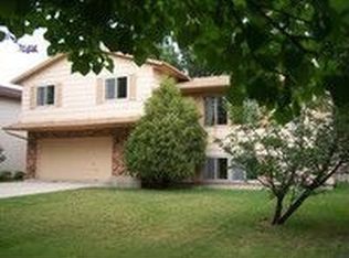 720 8th Ave E, West Fargo, ND 58078