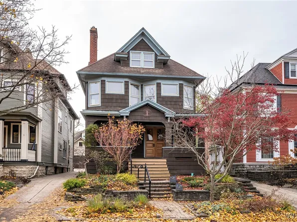 825 Auburn Ave, Buffalo, NY 14222