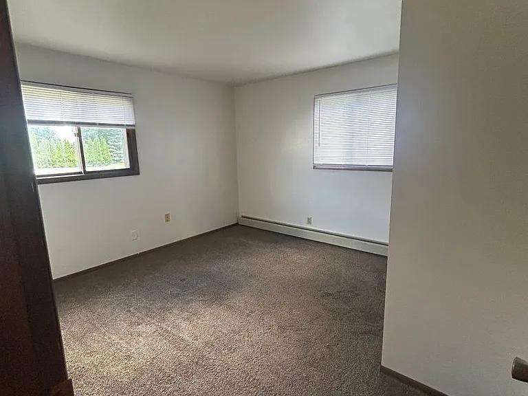 153225 Shoreland Ln — Photo 5