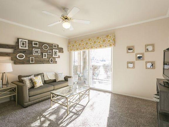 4th image of 16980 Carlson Dr APT 622