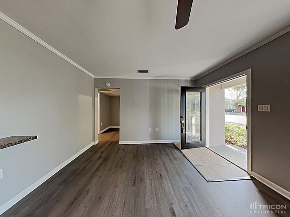 3rd image of 4615 W Bay Villa Ave