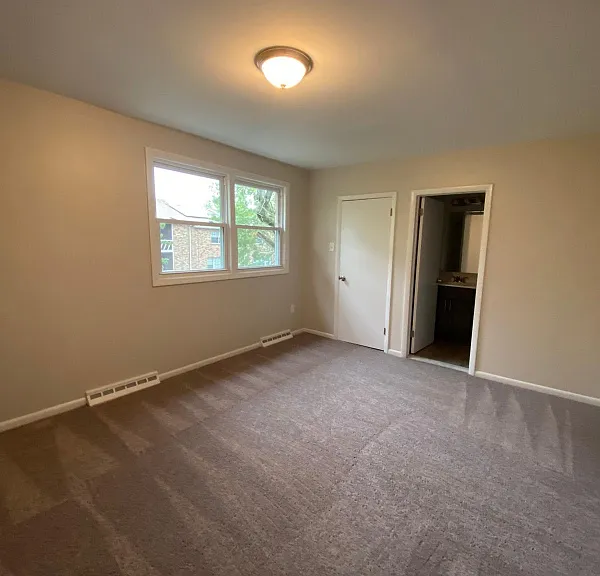 1438 Boxwood Dr — Photo 17