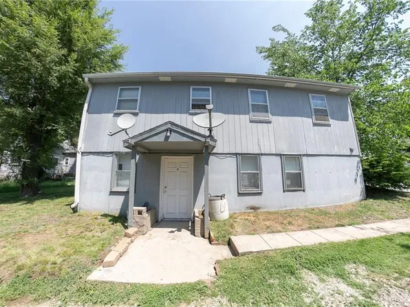 300 Zoll St, Warrensburg, MO 64093