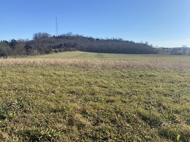 2nd image of 3824 Brindle Ridge Rd